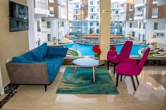 Aqua Palms -lovely